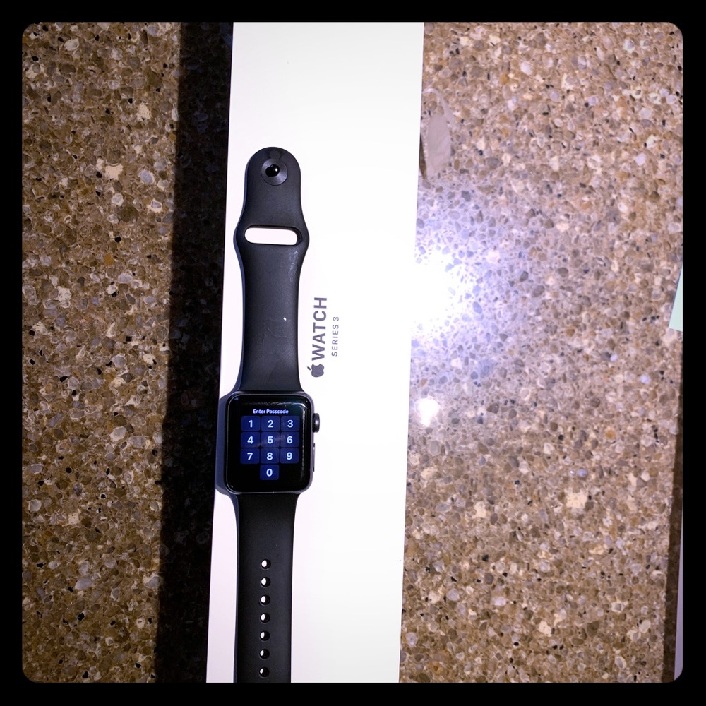 Apple Watch 3 Series - SOLD